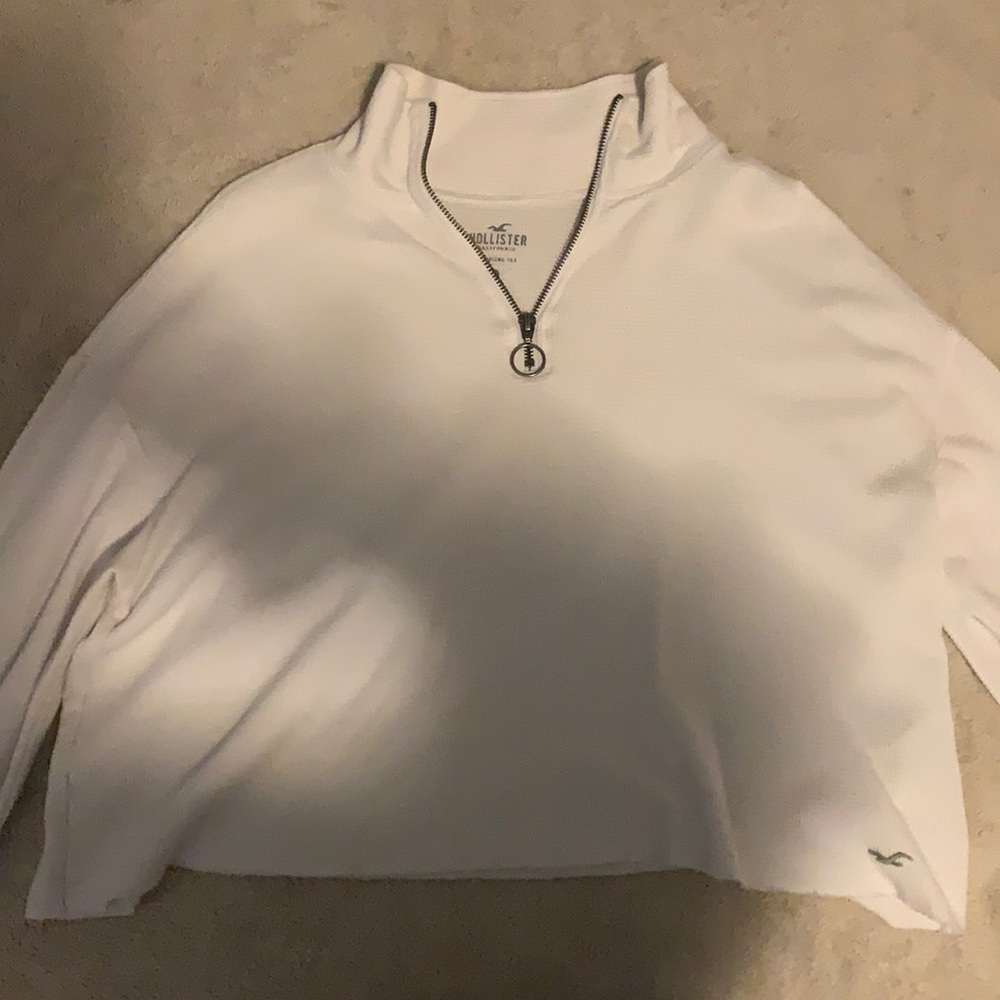 Cropped zip up